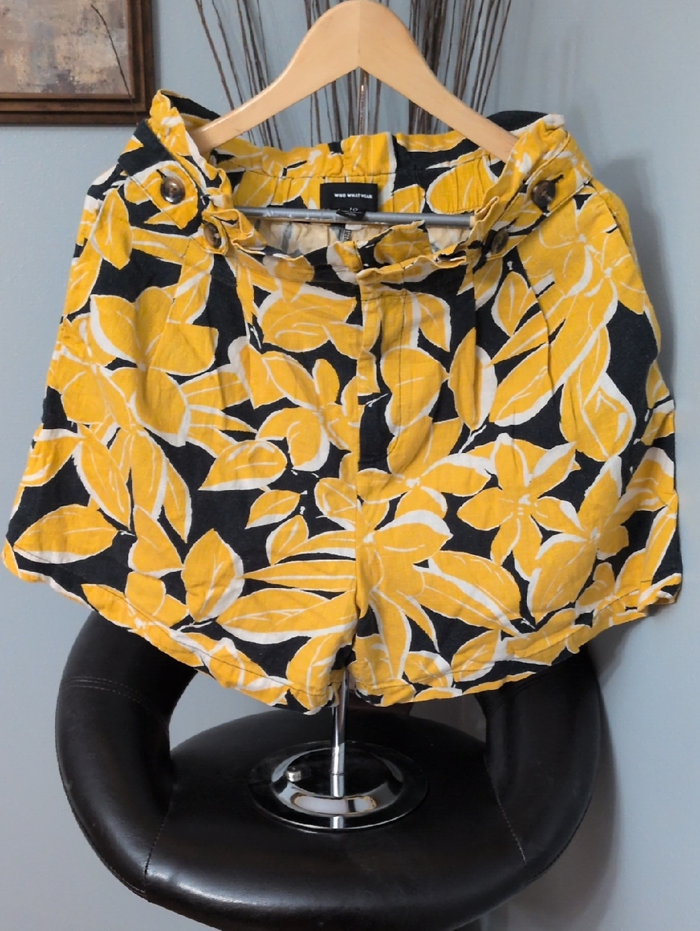 Who What Wear Tropical High Waist Linen Blend Yellow Floral Shorts - Size 10